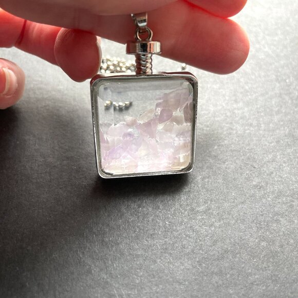 ✨ Pendant Necklace Crushed Amethyst Stone Shaker Square Frame Bottle Silver Tone - Picture 6 of 14